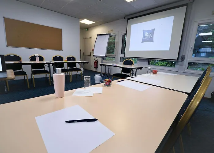 Ibis Budget Centre