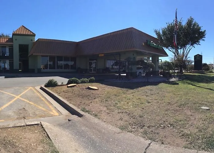 Motel: Whitten Inn University