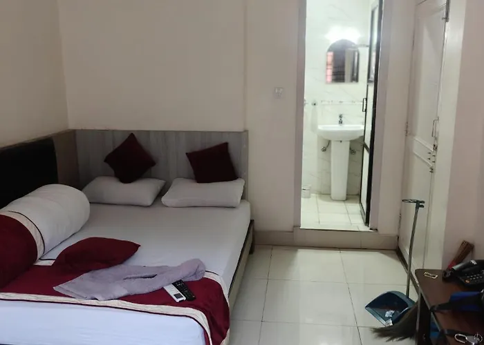 Om Bramha Hotel