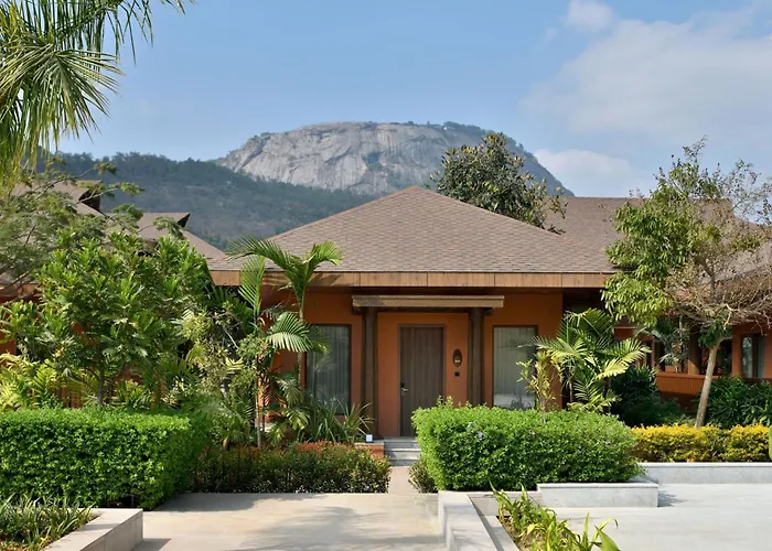 Hotels with pool Mulberry Shades Bengaluru Nandi Hills, A Tribute Portfolio Resort