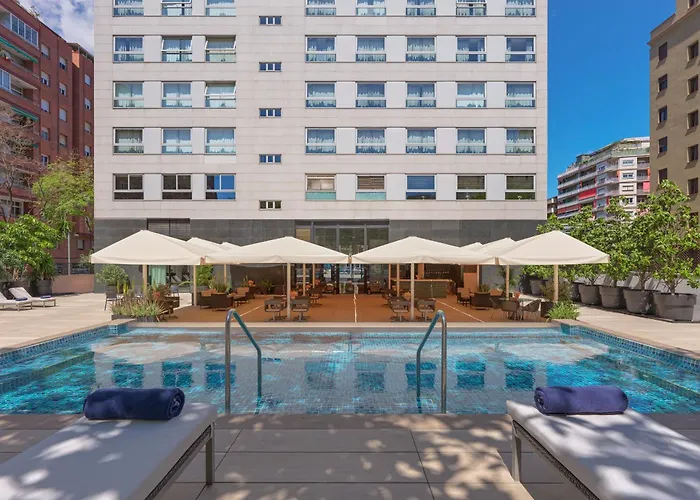 Hotel with pool: H10 Itaca