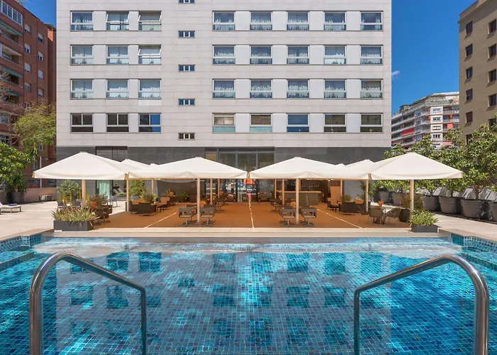 Hotel with pool: H10 Itaca