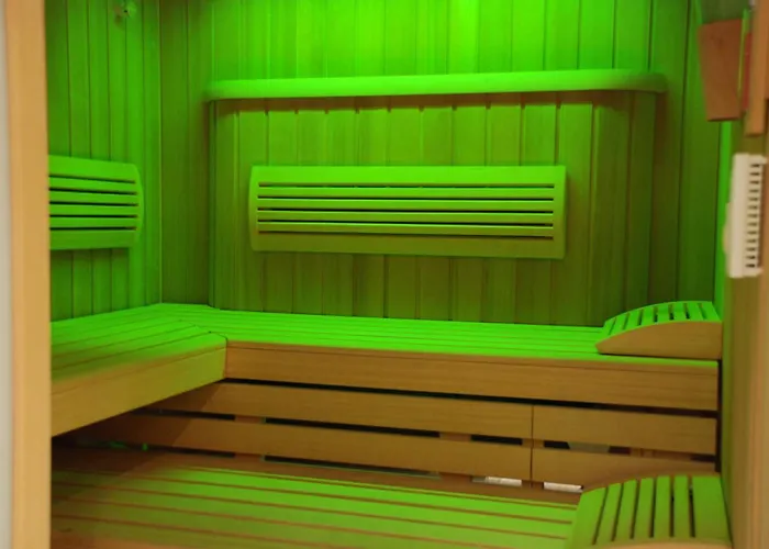 Holiday Inn By Ihg