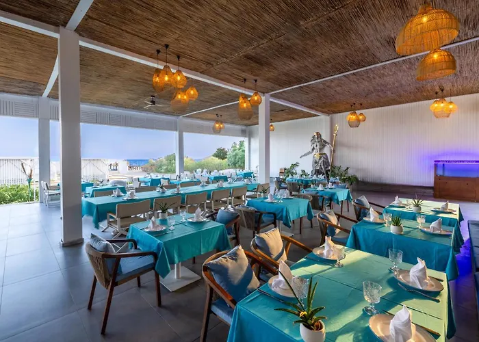 Nirvana Cosmopolitan Hotel - Convention&Sports Center