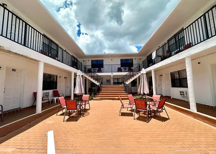 Napoli Belmar Resort