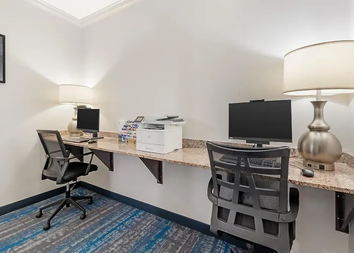 Best Western Plus Miami Airport North & Suites