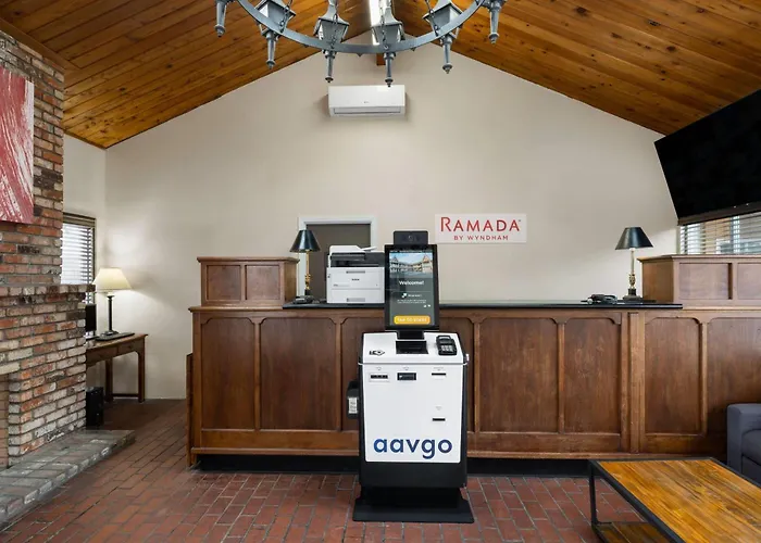 Ramada Bayside Inn & Suites Eureka