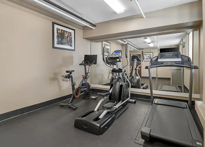 Best Western Estevan & Suites