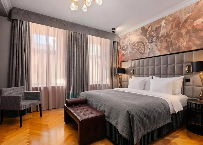 Grand Poet Hotel And Spa By Semarah