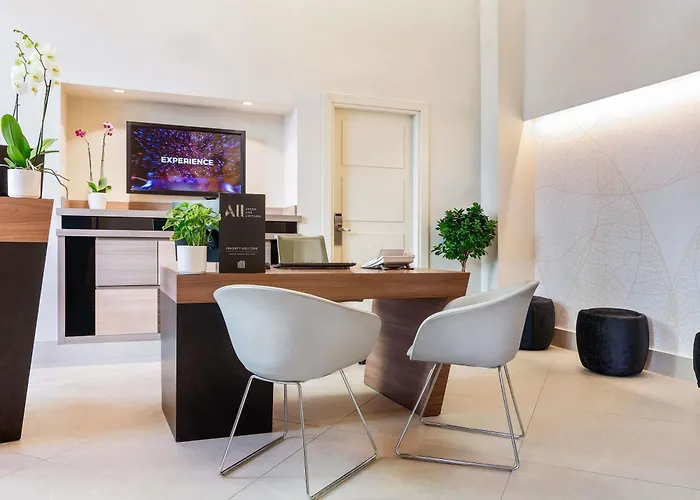 Dog friendly hotels Mercure Napoli Centro Angioino