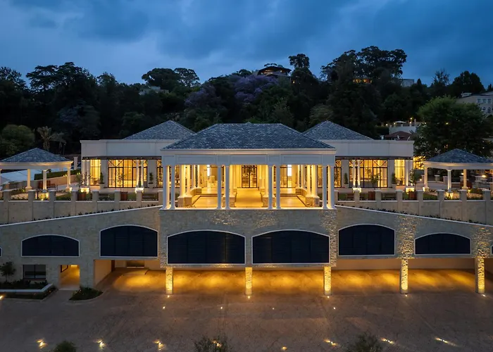 Four Seasons Hotel The Westcliff