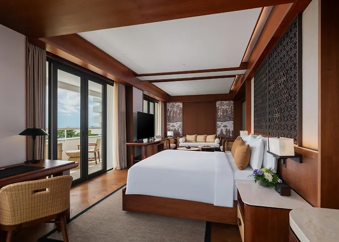 Bali Beach Hotel
