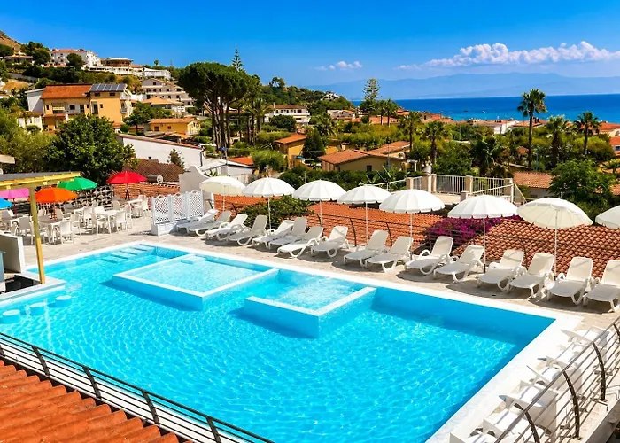 Ninfa Sul Mare Apartments 50 M E T R I dal Mare Best Breakfast&Free Parking