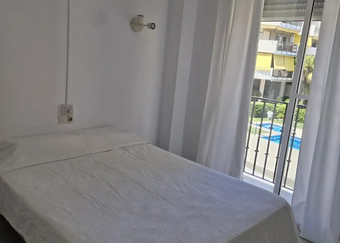 Erisa En Torremolinos Dos Min De La Playa