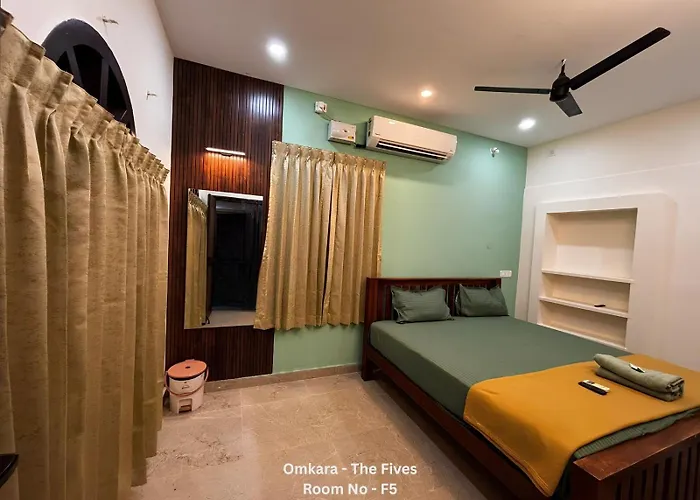 Omkara - The Fives Guest House