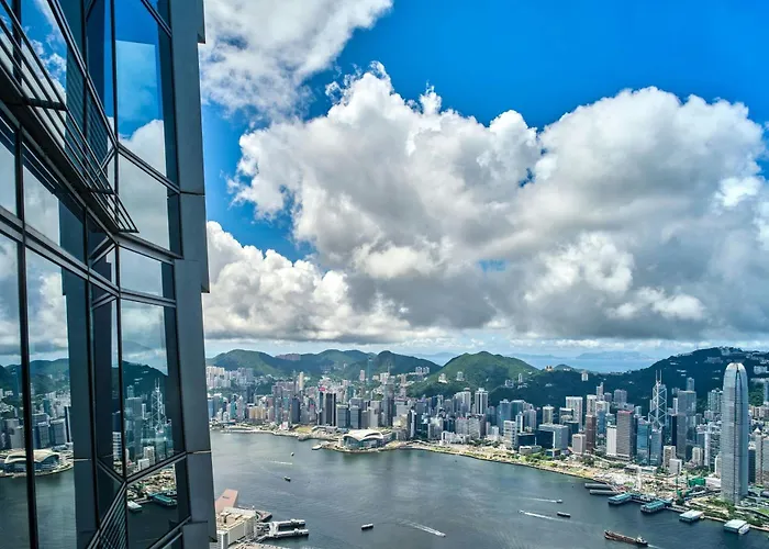 Ritz-Carlton, Hong Kong