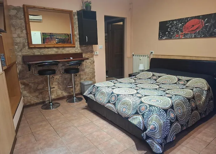 Gina B&B