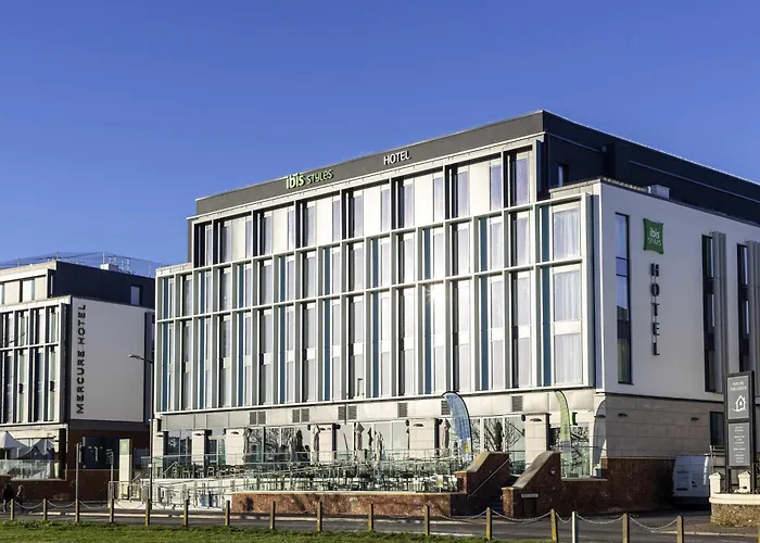 In Luxury hotels Ibis Styles Paignton