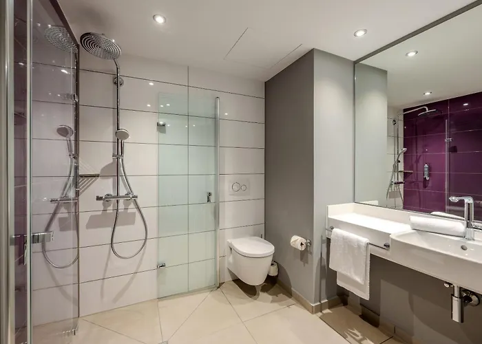 Premier Inn Hamburg City Centre