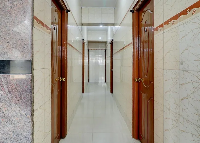 Hotel O Vlr Residency