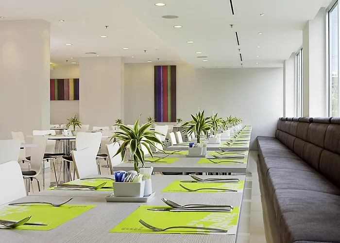 Ibis Sathorn