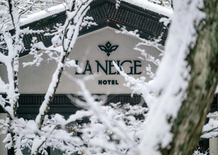 La Neige Higashi-kan