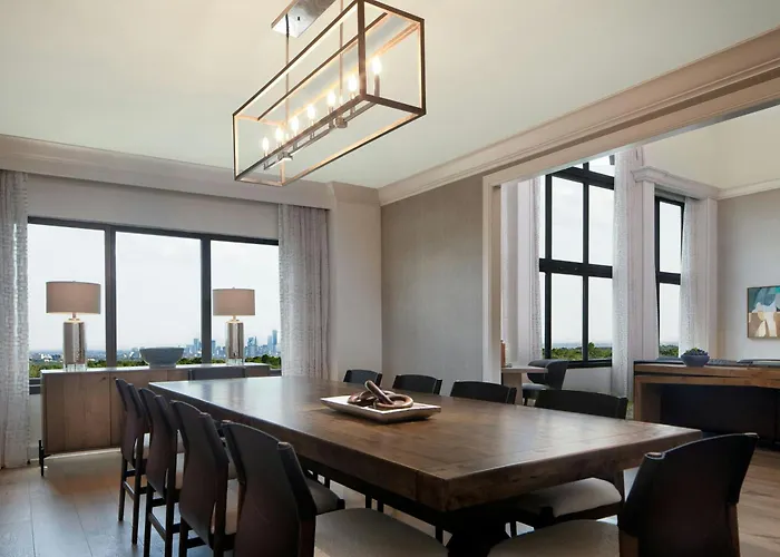 Romantic hotels Renaissance Austin