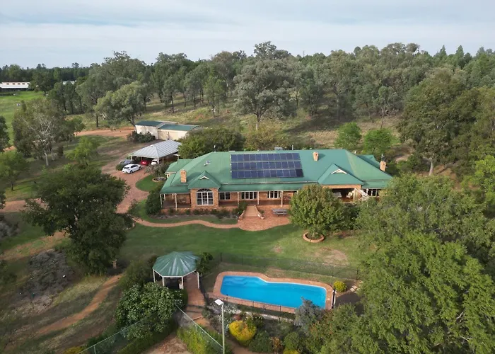 Pericoe Retreat
