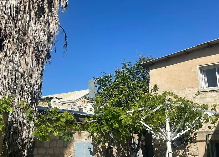 The Hostels Al Yakhour