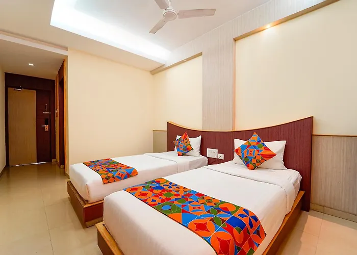 Fabhotel Grand Gunas