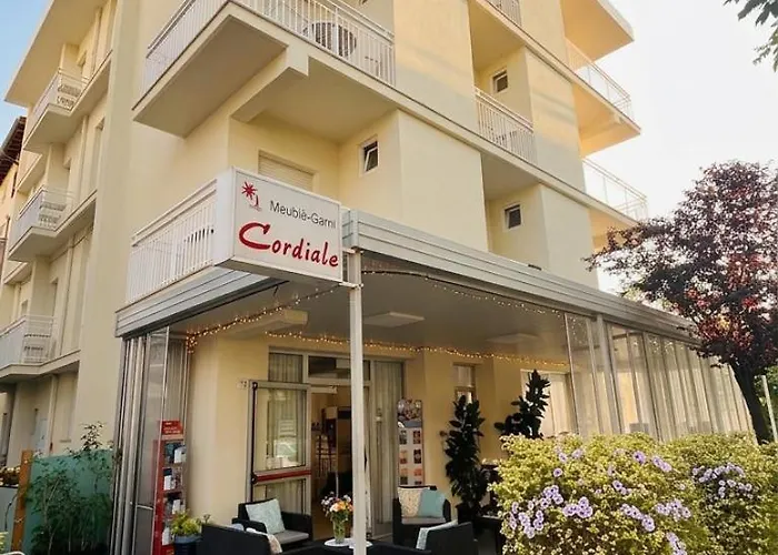 B&B - Meuble' - Hotel " Cordiale "