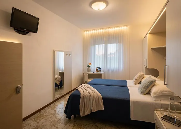 B&B - Meuble' - Hotel " Cordiale "