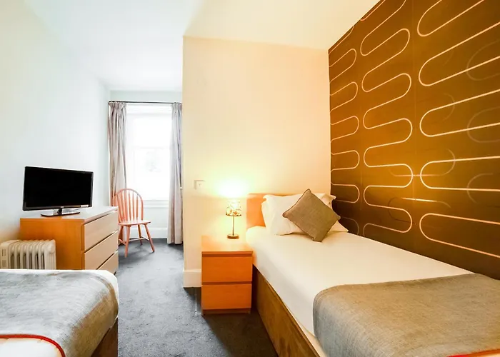 Oyo Braeriach Hotel, Highlands Scotland