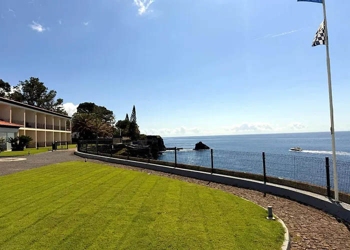  Albatroz Beach & Yacht Club