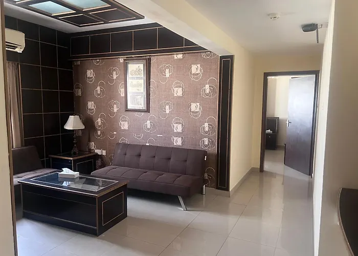 Dolphin Hotel