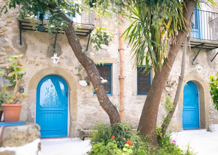 La Casa del Nespolo - Exclusive Country Suites - Seaview Pool&Self Check-in