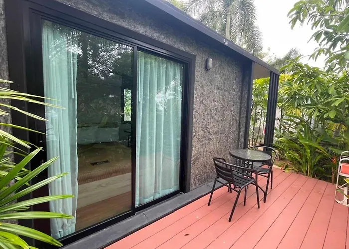 Bannrai Tayai Cafe And Resort