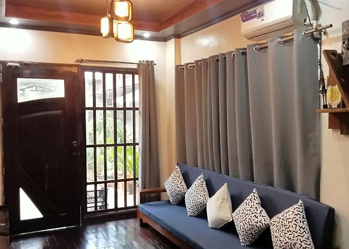 Toto'S House Room Rental