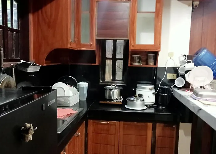 Toto'S House Room Rental