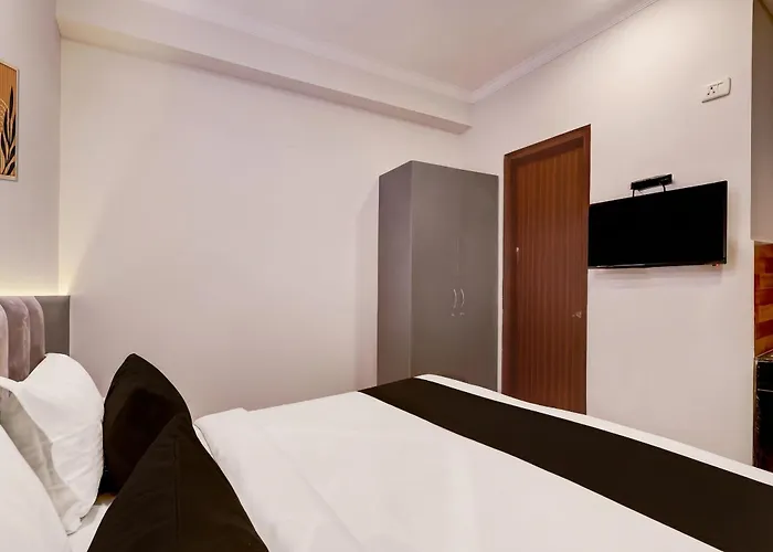 Hotel O Rangpuri Mahipalpur
