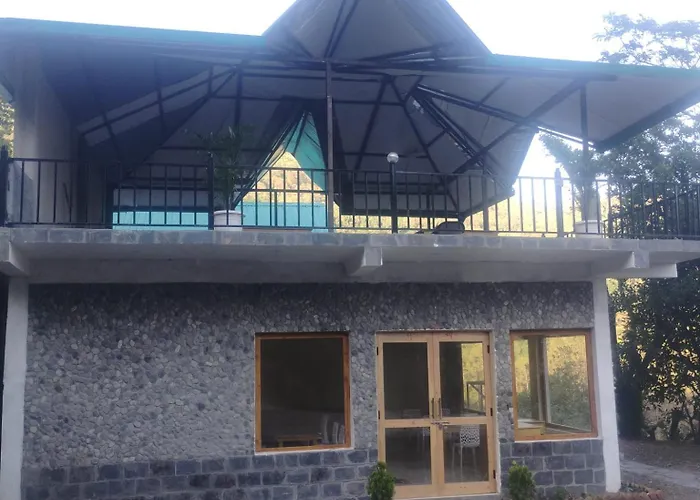 Jungle Valley Camp & Resort