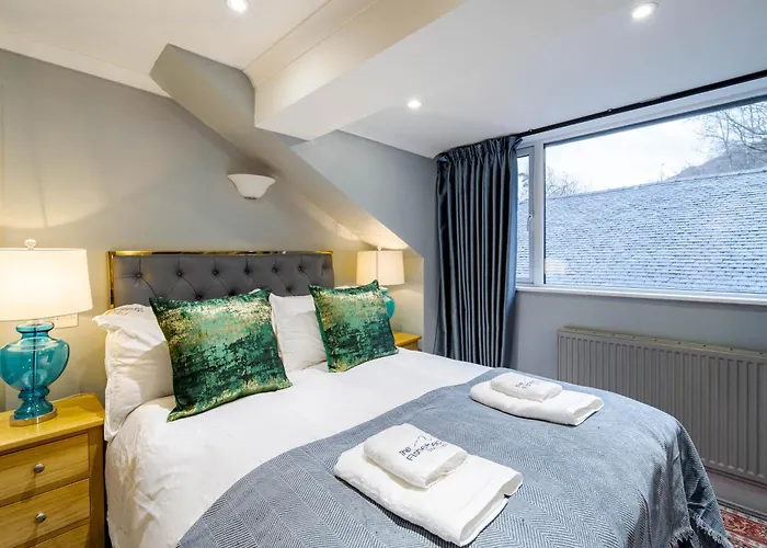 Waterhead Rooms & Suites - Parking And Light Breakfast