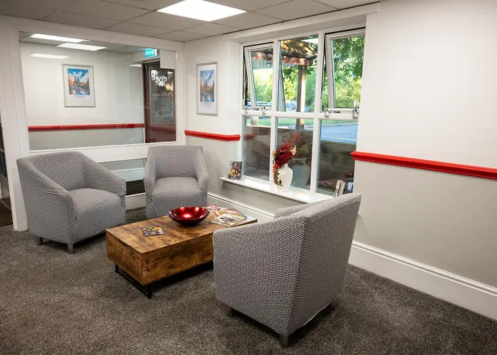 Saram Lodge Lichfield