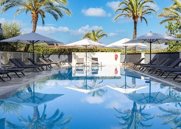 Royal Golf, & Spa De Luxe