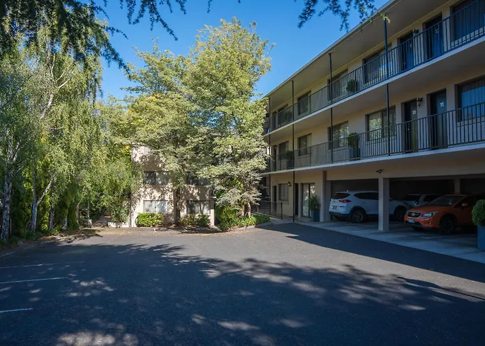Romantic hotels Grosvenor Court Apartments