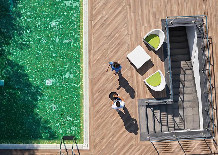 Hotels with pool Relais Paradiso