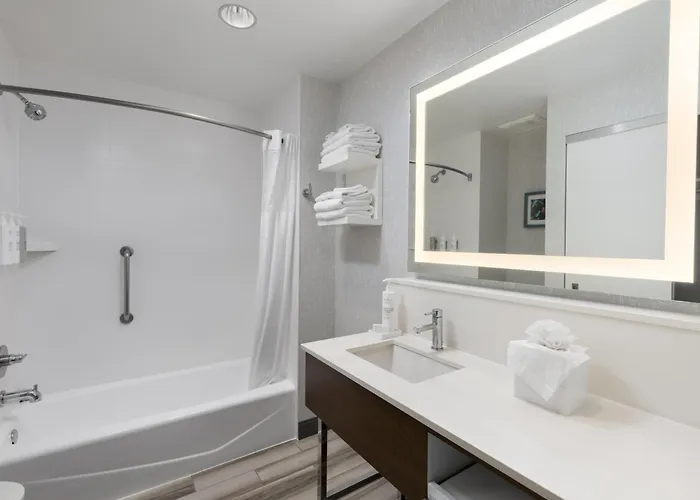 Hampton By Hilton Encinitas-Cardiff Encinitas, Ca Near Del Mar