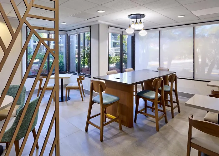 La Quinta By Wyndham Thousand Oaks-Newbury Park