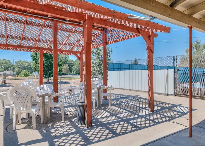 Redmond Inn