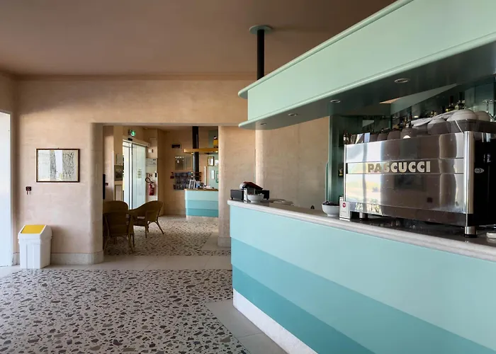 Hotel Excelsior